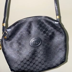 GUCCI Vintage Cross body purse gold hardware AUTH
